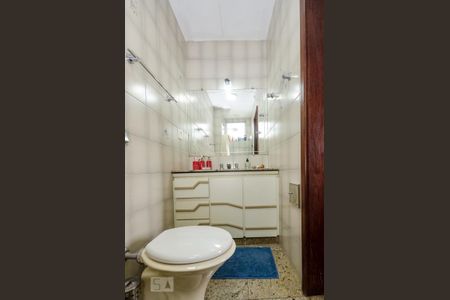 Apartamento à venda com 172m², 4 quartos e 2 vagas Apartamento à venda com 172m², 4 quartos e 2 vagasv