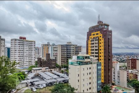 Apartamento à venda com 172m², 4 quartos e 2 vagas