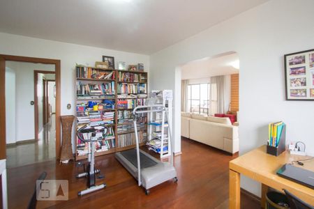 Apartamento para alugar com 328m², 4 quartos e 4 vagasEscritório