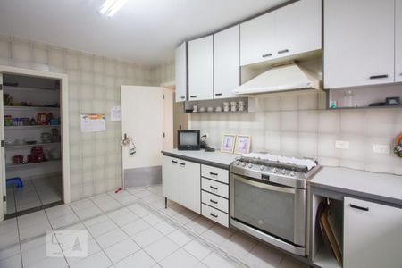 Apartamento para alugar com 328m², 4 quartos e 4 vagasCozinha