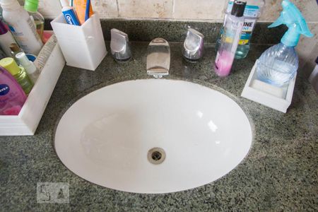 Apartamento para alugar com 328m², 4 quartos e 4 vagasDetalhe Banheiro Suíte 4