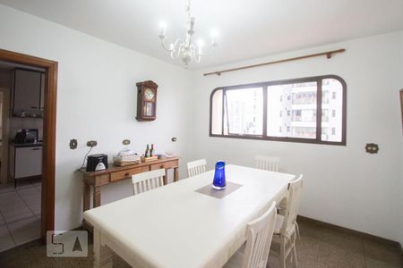 Apartamento para alugar com 328m², 4 quartos e 4 vagasCopa