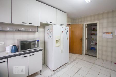 Apartamento para alugar com 328m², 4 quartos e 4 vagasCozinha