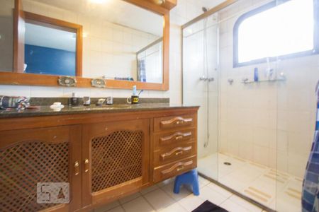Apartamento para alugar com 328m², 4 quartos e 4 vagasBanheiro Suíte 2