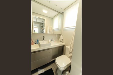 Apartamento à venda com 75m², 2 quartos e 1 vagaBanheiro da suíte