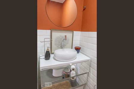 Apartamento para alugar com 64m², 2 quartos e 1 vagaLavabo