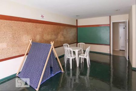 Apartamento para alugar com 64m², 2 quartos e 1 vagaÁrea comum - Brinquedoteca