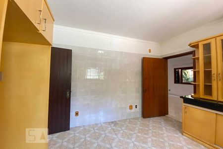 Casa à venda com 239m², 3 quartos e 2 vagasCozinha