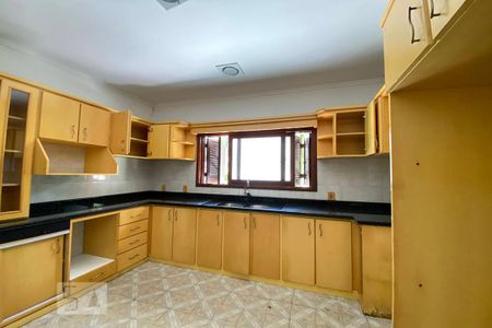 Casa à venda com 239m², 3 quartos e 2 vagasCozinha