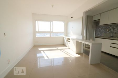 Sala de apartamento para alugar com 3 quartos, 77m² em Navegantes, Porto Alegre
