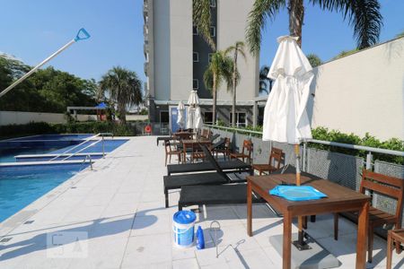 Apartamento para alugar com 77m², 3 quartos e 2 vagas Apartamento para alugar com 77m², 3 quartos e 2 vagasÁrea comum - Piscina