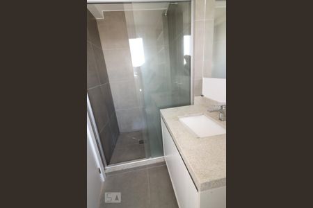 Apartamento para alugar com 77m², 3 quartos e 2 vagas Apartamento para alugar com 77m², 3 quartos e 2 vagasBanheiro da Suíte