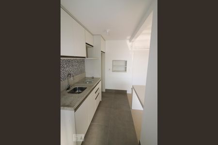 Apartamento para alugar com 77m², 3 quartos e 2 vagas Apartamento para alugar com 77m², 3 quartos e 2 vagasCozinha
