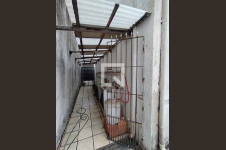 Casa à venda com 87m², 2 quartos e 2 vagasCorredor