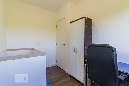 Dormitório2 de apartamento à venda com 2 quartos, 45m² em Cavalhada, Porto Alegre