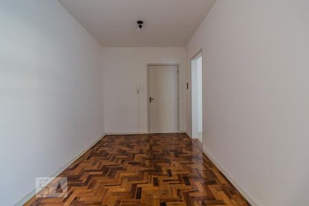 Sala/quarto de apartamento para alugar com 1 quarto, 27m² em Azenha, Porto Alegre