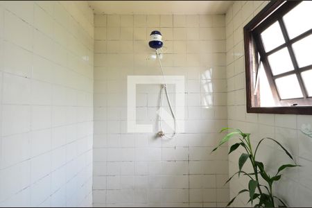 Casa à venda com 332m², 4 quartos e 2 vagasBanheiro Social