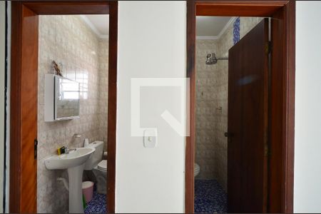 Casa à venda com 332m², 4 quartos e 2 vagasBanheiro Salão