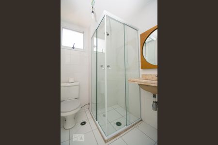 Apartamento para alugar com 65m², 2 quartos e 1 vaga Apartamento para alugar com 65m², 2 quartos e 1 vagaBanheiro da Suíte