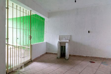 Casa para alugar com 72m², 2 quartos e 1 vaga Casa para alugar com 72m², 2 quartos e 1 vagaÁrea de Serviço