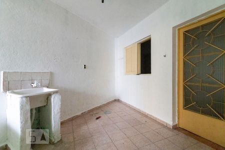 Casa para alugar com 72m², 2 quartos e 1 vaga Casa para alugar com 72m², 2 quartos e 1 vagaÁrea de Serviço