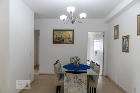 Sala de apartamento para alugar com 3 quartos, 83m² em Marapé, Santos