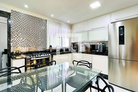 Apartamento à venda com 127m², 3 quartos e 3 vagasCozinha