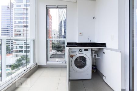 Apartamento para alugar com 67m², 1 quarto e 1 vagaÁrea de Serviço