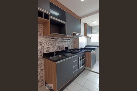 Apartamento para alugar com 51m², 2 quartos e 1 vagaCozinha e área de serviço