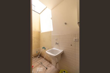 Banheiro de apartamento para alugar com 2 quartos, 42m² em Vila Alpina, São Paulo