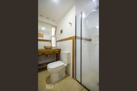 Apartamento à venda com 75m², 2 quartos e 1 vaga Apartamento à venda com 75m², 2 quartos e 1 vagaBanheiro