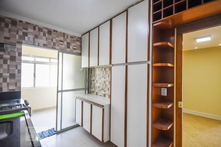 Apartamento à venda com 75m², 2 quartos e 1 vaga Apartamento à venda com 75m², 2 quartos e 1 vagaCozinha