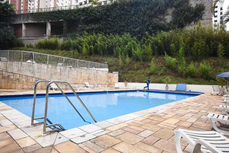 Apartamento à venda com 75m², 2 quartos e 1 vaga Apartamento à venda com 75m², 2 quartos e 1 vagaPiscina 1