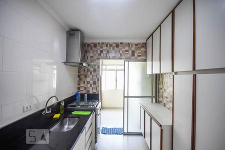Apartamento à venda com 75m², 2 quartos e 1 vaga Apartamento à venda com 75m², 2 quartos e 1 vagaCozinha