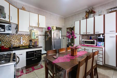 Casa à venda com 65m², 3 quartos e 2 vagasCozinha