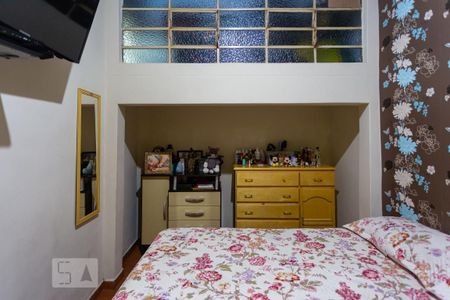 Casa à venda com 65m², 3 quartos e 2 vagasQuarto