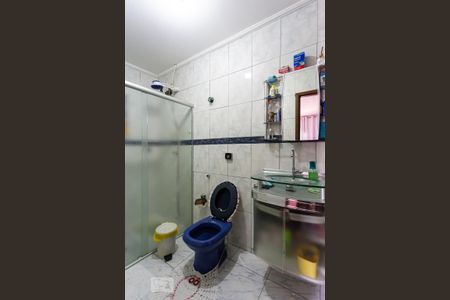 Casa à venda com 65m², 3 quartos e 2 vagasBanheiro da Suíte