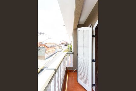 Casa à venda com 65m², 3 quartos e 2 vagasVaranda