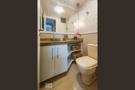 Casa de condomínio à venda com 124m², 2 quartos e 2 vagas Casa de condomínio à venda com 124m², 2 quartos e 2 vagasLavabo