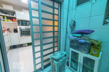 Casa de condomínio à venda com 124m², 2 quartos e 2 vagas Casa de condomínio à venda com 124m², 2 quartos e 2 vagasÁrea de Serviço