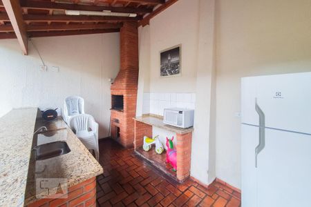 Casa de condomínio à venda com 124m², 2 quartos e 2 vagas Casa de condomínio à venda com 124m², 2 quartos e 2 vagasÁrea comum - Churrasqueira