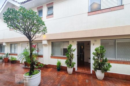 Casa de condomínio à venda com 124m², 2 quartos e 2 vagas Casa de condomínio à venda com 124m², 2 quartos e 2 vagasFachada casa