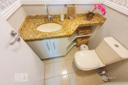 Casa de condomínio à venda com 124m², 2 quartos e 2 vagas Casa de condomínio à venda com 124m², 2 quartos e 2 vagasLavabo