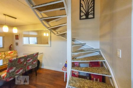 Casa de condomínio à venda com 124m², 2 quartos e 2 vagas Casa de condomínio à venda com 124m², 2 quartos e 2 vagasSala