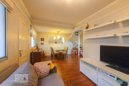 Casa de condomínio à venda com 124m², 2 quartos e 2 vagas Casa de condomínio à venda com 124m², 2 quartos e 2 vagasSala