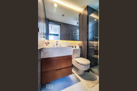 Apartamento à venda com 67m², 1 quarto e 1 vagaBanheiro da Suíte