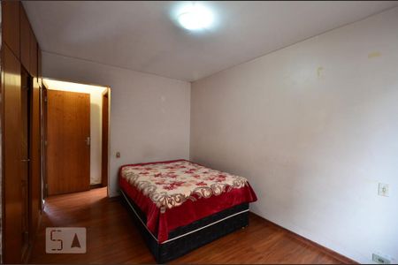 Casa à venda com 153m², 3 quartos e 2 vagasSuíte