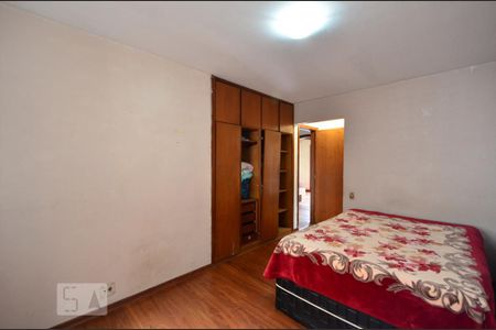 Casa à venda com 153m², 3 quartos e 2 vagasSuíte