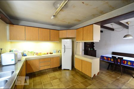 Casa à venda com 153m², 3 quartos e 2 vagasCozinha