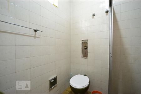 Casa à venda com 153m², 3 quartos e 2 vagasBanheiro Social